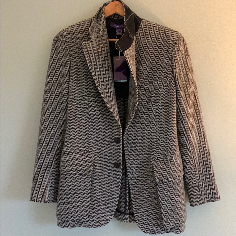 Ralph Lauren Purple Collection
The Tweed Jacket size 6